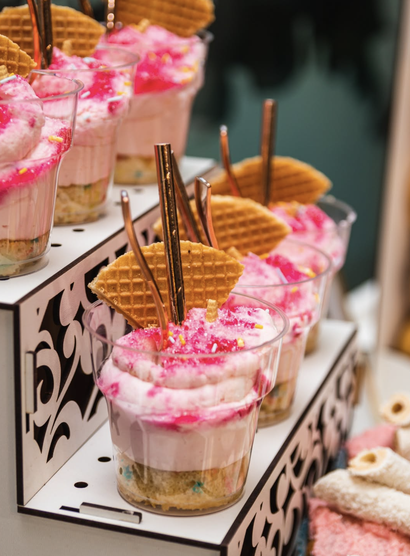 Deserti u čašicama za slatki sto Subotica